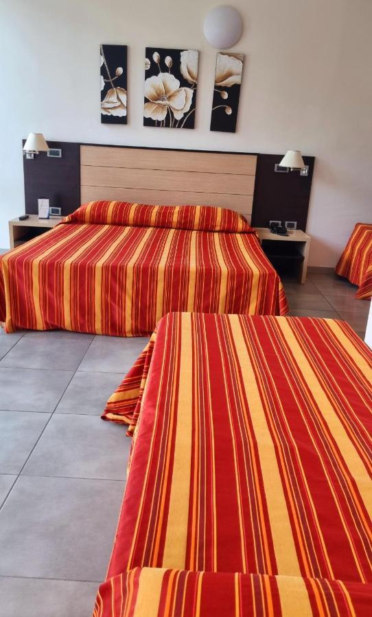 Hotel Insteia 宝拉 外观 照片