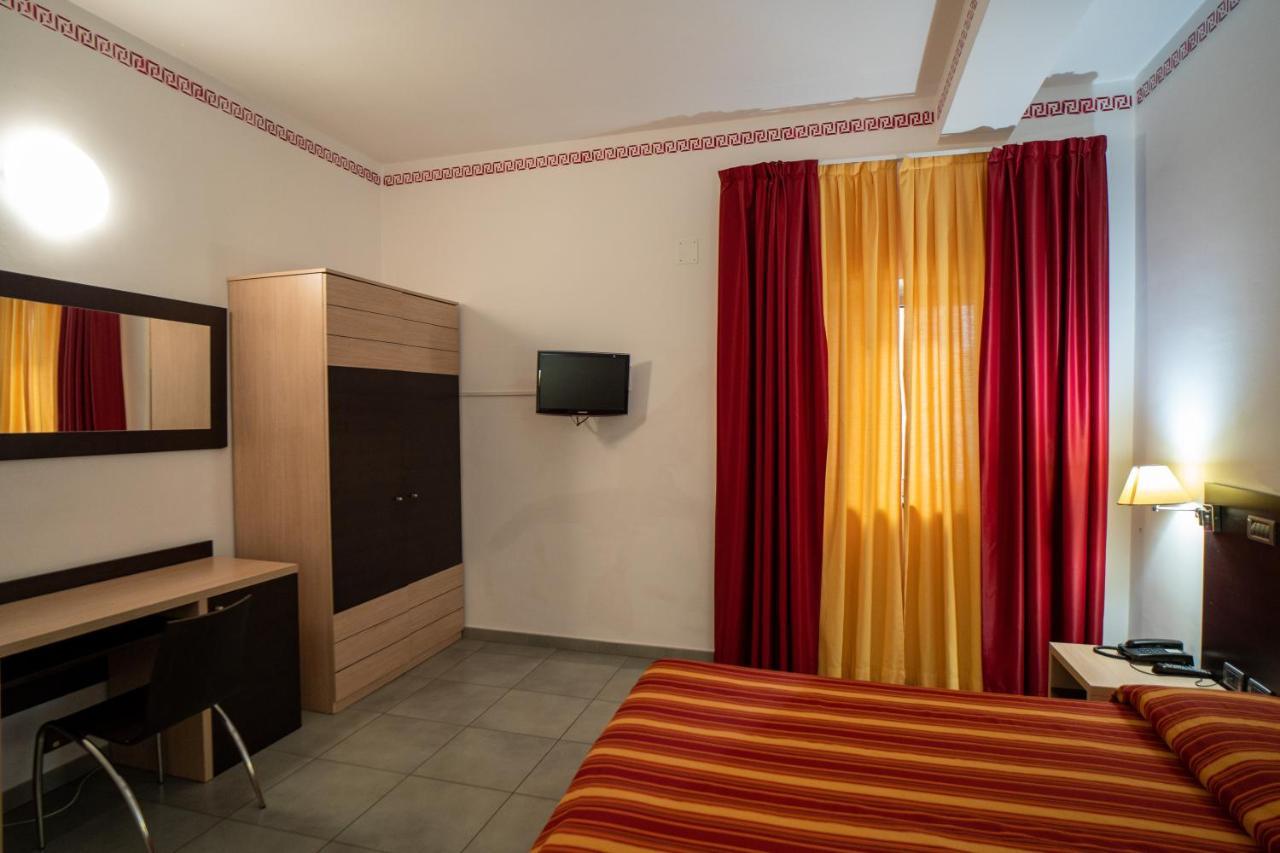 Hotel Insteia 宝拉 外观 照片
